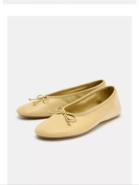 Zara Classic Soft Leather Ballet Flats With Bow Detailing Sz-41/10